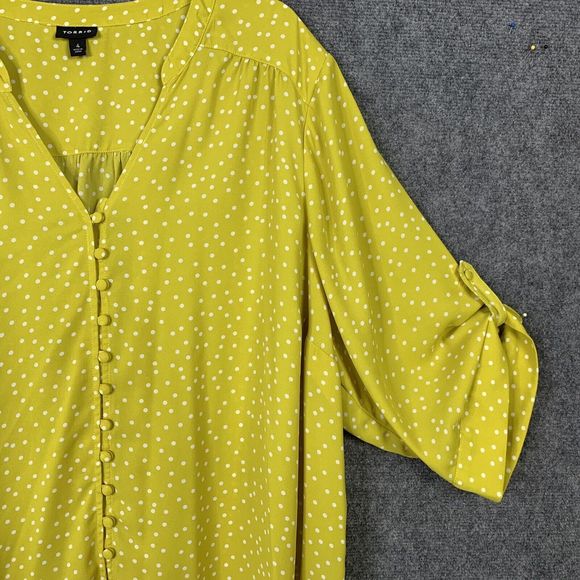 Torrid 4 Button Up Blouse Chartreuse Yellow W/ Polka Dots Covered Buttons 3/4 Sl - Picture 6 of 13